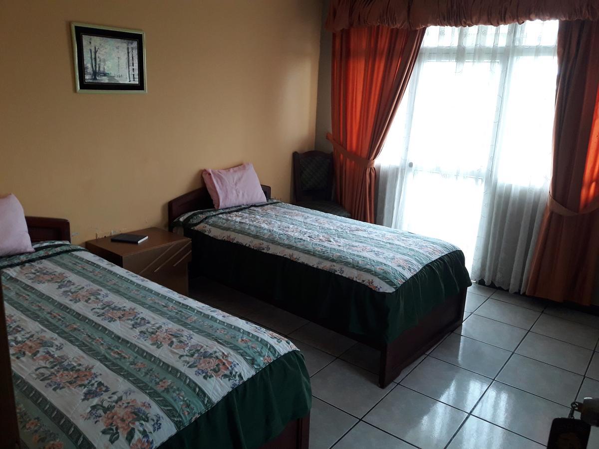 Hotel Ecologico Riverside Quevedo المظهر الخارجي الصورة